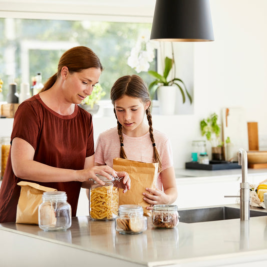 Opdag Hemmelighederne til Sikker Madlavning med Dine Børn!